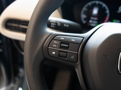 Used 2026 Honda HR-V LX image 18