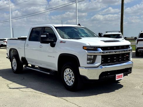 Used 2022 Chevrolet Silverado 2500 LT image 4