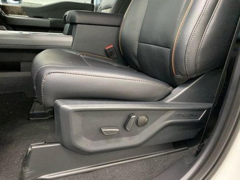 New 2025 Ford F350 Lariat w/ Chrome Package image 17