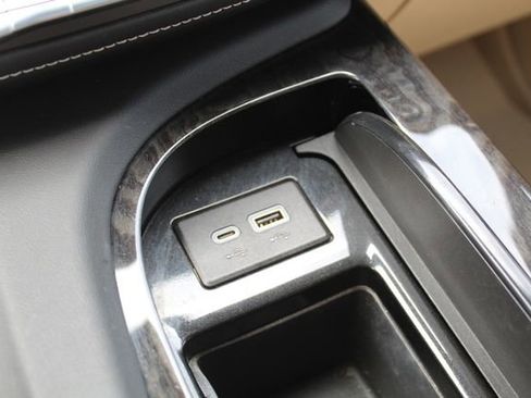Used 2023 Cadillac Escalade Premium Luxury w/ LPO, Floor Liner Package AWD/4WD image 35
