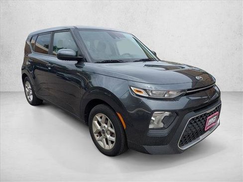 Used 2020 Kia Soul S FWD image 3