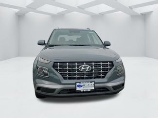 New 2026 Hyundai Venue SEL video 2