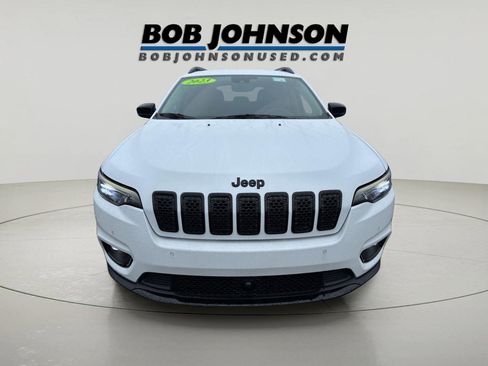 Used 2023 Jeep Cherokee Altitude Lux AWD/4WD image 8