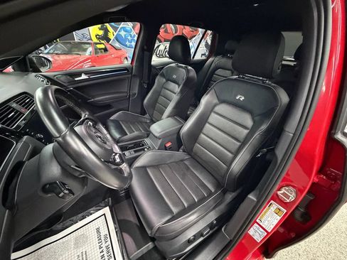 Used 2019 Volkswagen Golf R 4-Door AWD/4WD image 11
