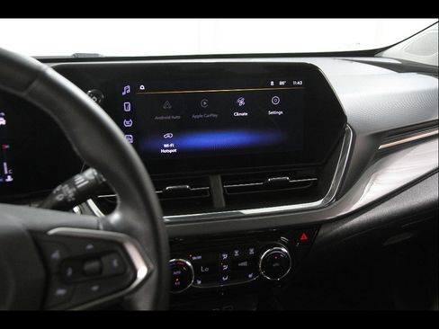 Certified 2024 Chevrolet Trax ACTIV w/ Driver Confidence Package FWD image 9