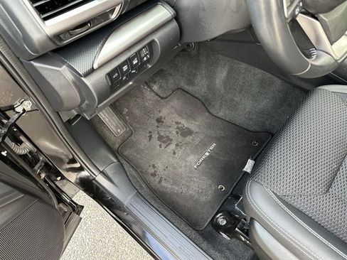 Used 2021 Subaru Forester Premium image 24