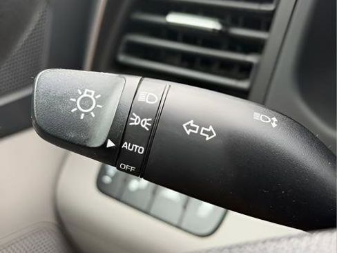 Used 2020 Hyundai Elantra SEL image 7