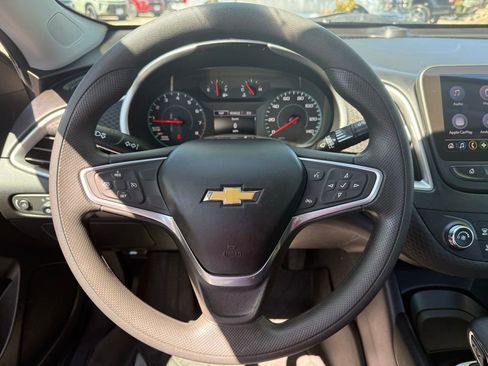 Used 2022 Chevrolet Malibu LS w/ LPO, Floor Liner Package FWD image 16