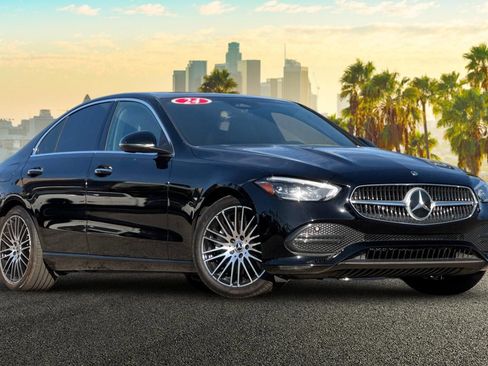 Used 2024 Mercedes-Benz C 300 4MATIC Sedan image 2