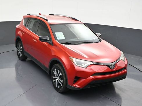 Used 2017 Toyota RAV4 LE image 24