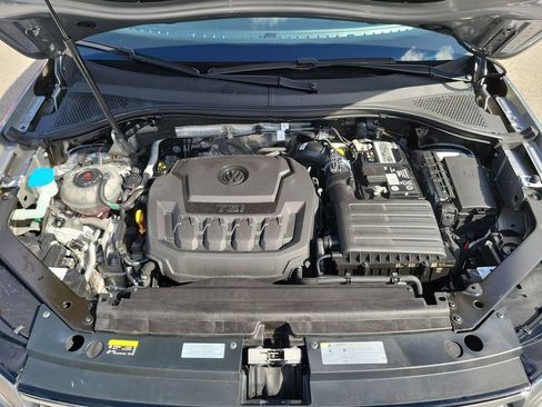 Used 2022 Volkswagen Tiguan S FWD image 32