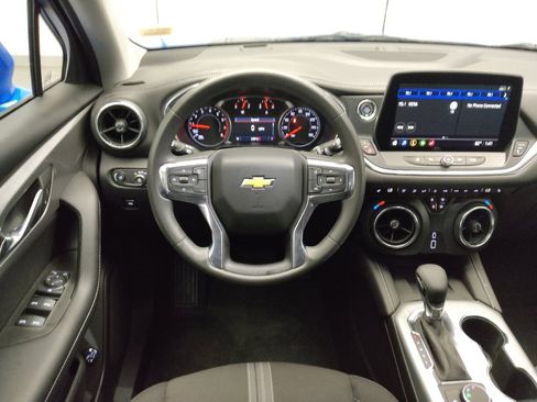 Used 2024 Chevrolet Blazer LT w/ Convenience Package FWD image 22