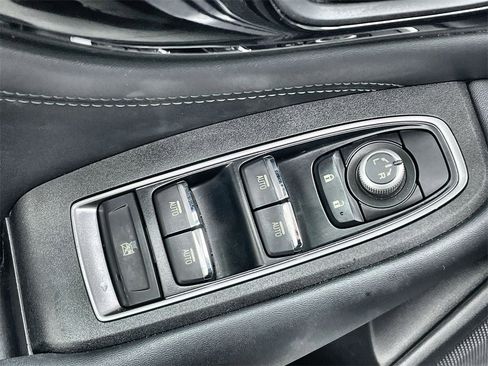 Used 2020 Subaru Legacy Limited image 12