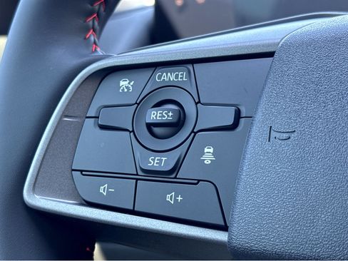 New 2026 Nissan Sentra SR w/ SR Premium Package FWD image 11