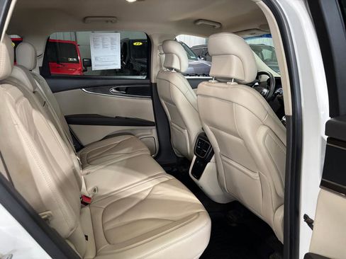 Used 2017 Lincoln MKX Select w/ Select Plus Package image 13