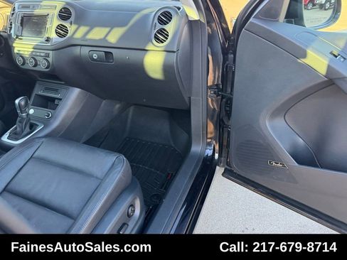 Used 2017 Volkswagen Tiguan SEL image 73