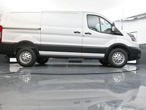 New 2025 Ford Transit 250 Low Roof AWD image 31