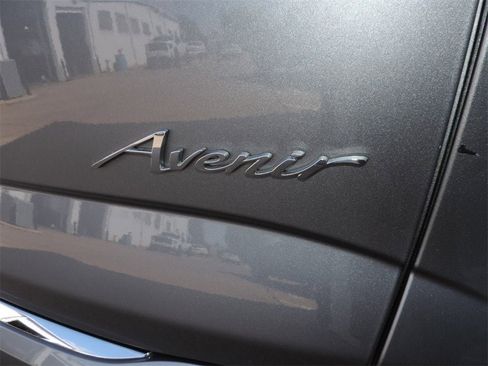 Certified 2023 Buick Enclave Avenir w/ Avenir Technology Package image 21