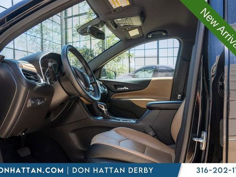 Used 2023 Chevrolet Equinox Premier AWD/4WD image 3