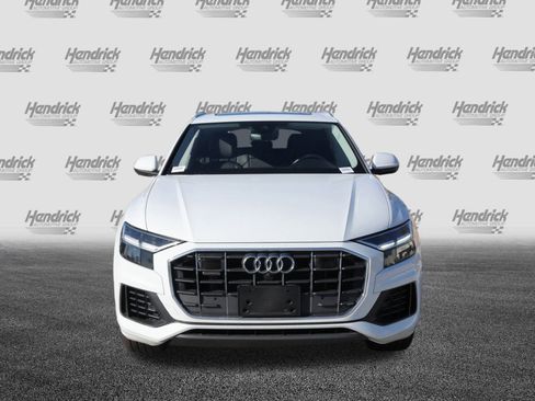 Used 2022 Audi Q8 Premium Plus image 3