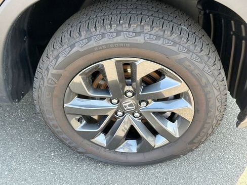 Used 2024 Honda Ridgeline Sport image 7