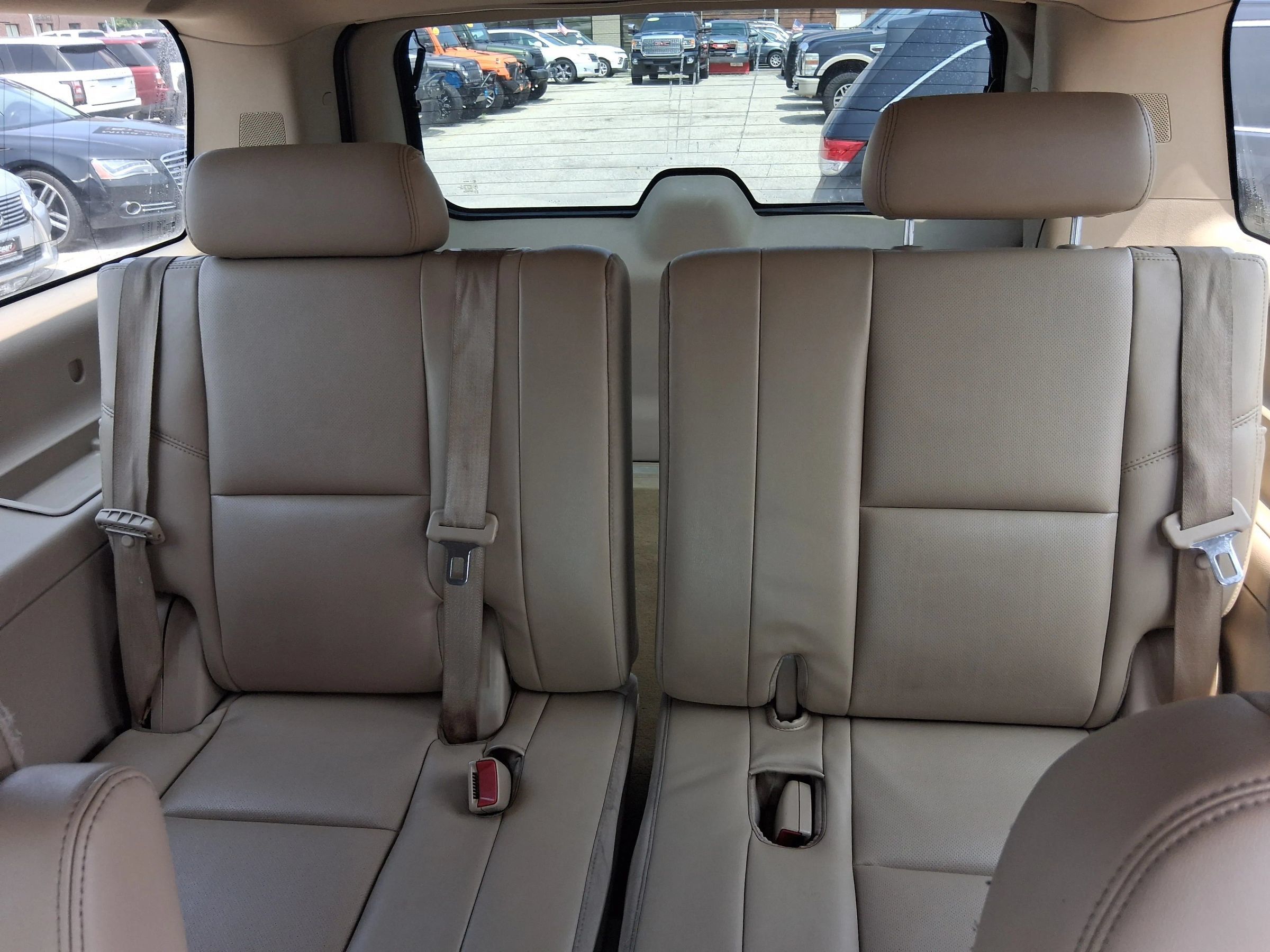Used 2012 GMC Yukon XL Denali AWD/4WD image 15