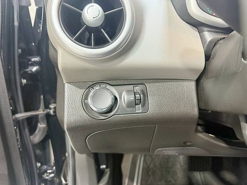 Used 2018 Chevrolet Sonic LT image 10