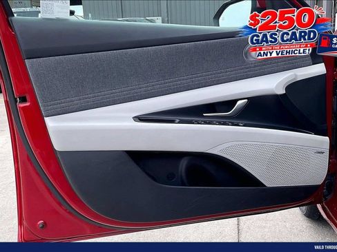 Used 2024 Hyundai Elantra Limited FWD image 23