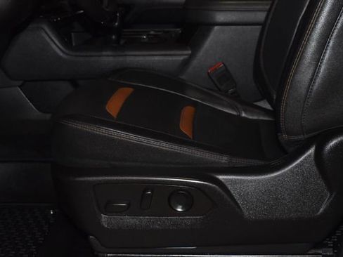 Used 2022 GMC Sierra 1500 AT4 w/ AT4 Premium Package image 14