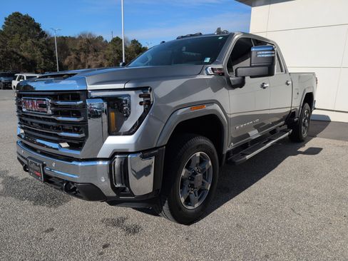 Used 2025 GMC Sierra 2500 SLT w/ SLT Premium Package image 1