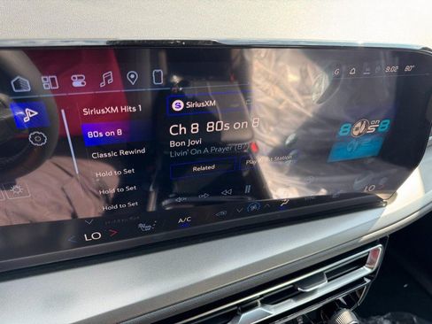 New 2026 Chevrolet Traverse LT AWD/4WD image 37
