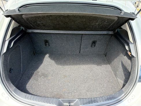 Used 2013 MAZDA MAZDA3 i Touring w/ Preferred Equipment Pkg image 12