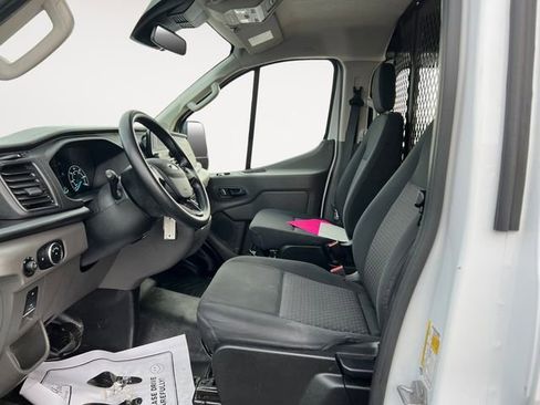 Used 2024 Ford Transit 250 Low Roof AWD w/ Exterior Upgrade Package image 9