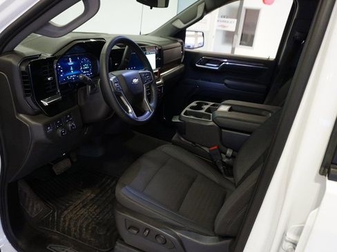 Certified 2024 Chevrolet Silverado 1500 LT image 9