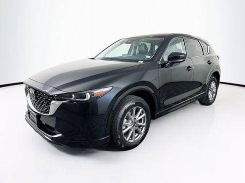 Used 2024 MAZDA CX-5 AWD 2.5 S w/ Preferred Package image 3