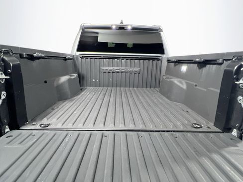 Used 2024 Toyota Tacoma TRD Off-Road AWD/4WD image 34