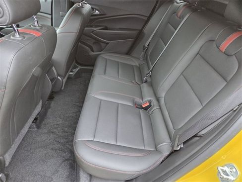 Certified 2024 Chevrolet Trax RS w/ Sunroof Package image 11