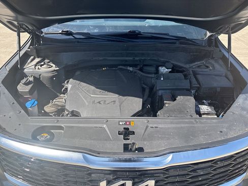 Used 2022 Kia Telluride EX w/ EX Premium Package image 32