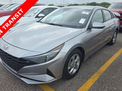 Used 2021 Hyundai Elantra SE