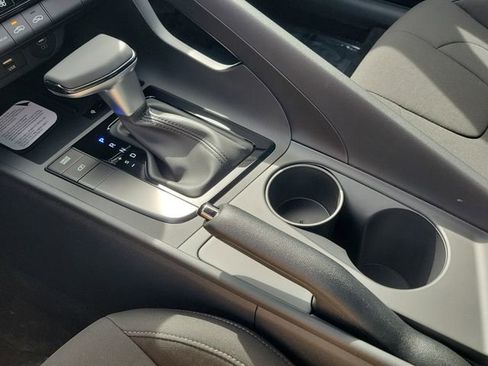 New 2026 Hyundai Elantra Sport FWD image 13