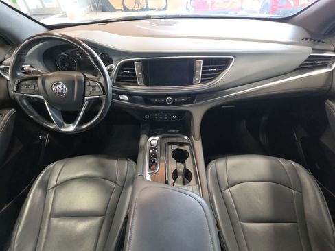 Used 2023 Buick Enclave Essence AWD/4WD image 26