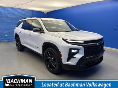 Used 2025 Chevrolet Traverse RS w/ LPO, Floor Liner Package