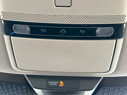 Used 2023 Nissan Ariya Engage image 42