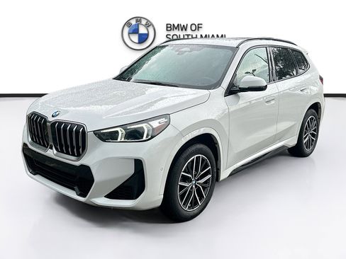 Certified 2023 BMW X1 xDrive28i w/ Premium Package AWD/4WD image 3