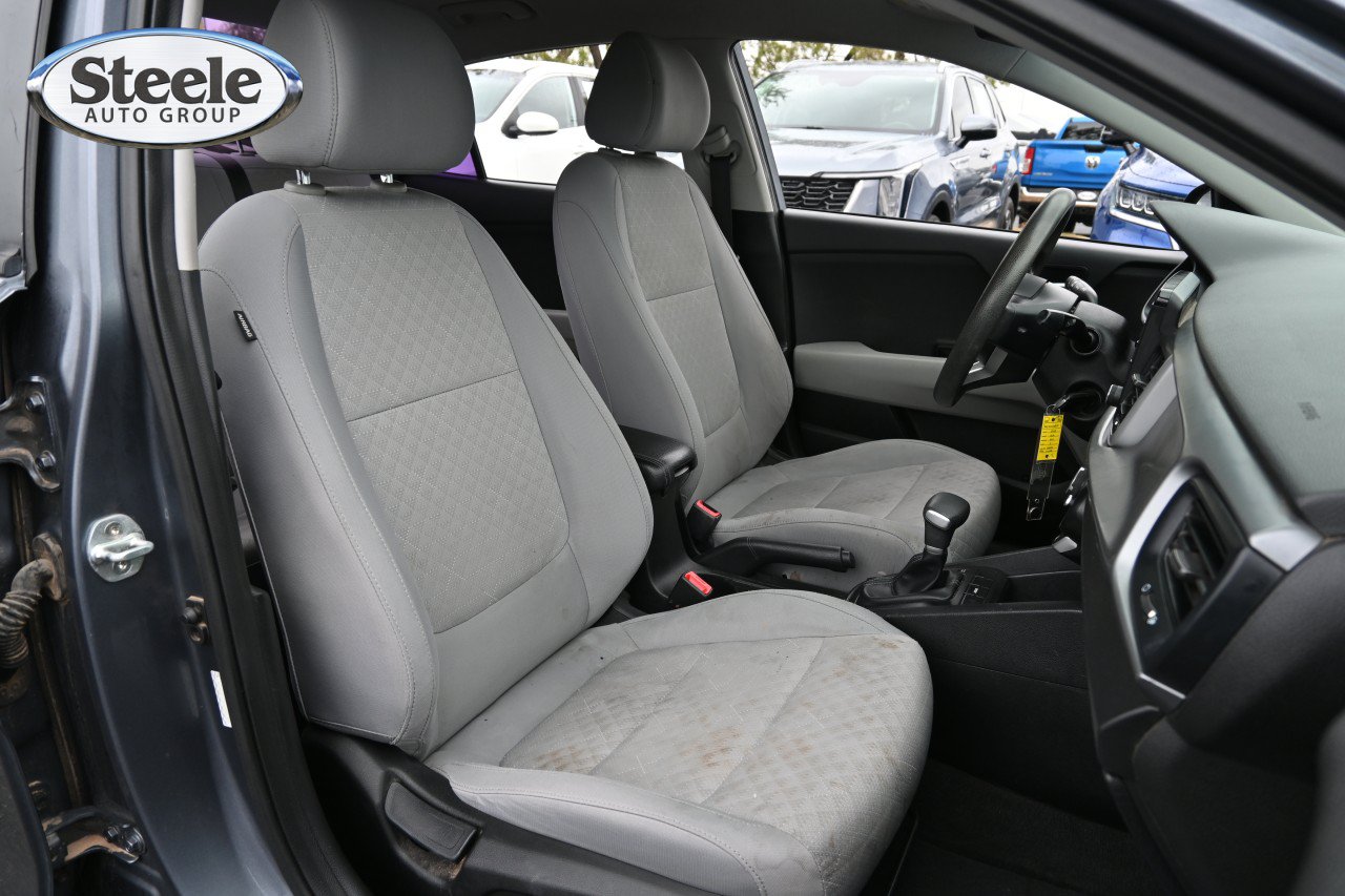 Used 2019 Kia Rio S FWD image 26