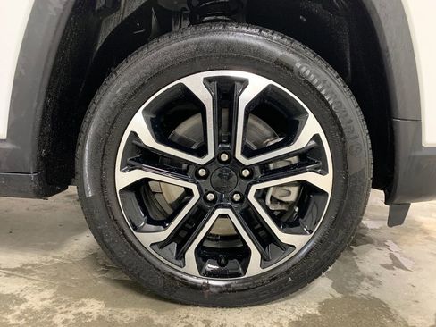 Used 2024 Jeep Compass Limited AWD/4WD image 12