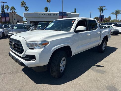 Used 2021 Toyota Tacoma SR w/ SR Convenience Package RWD image 11