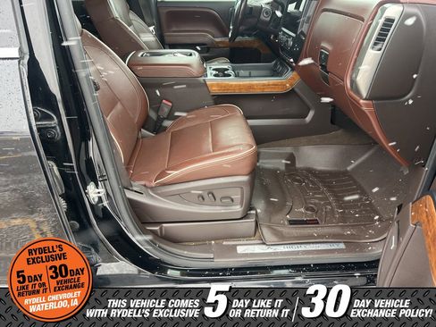 Used 2015 Chevrolet Silverado 2500 High Country w/ Duramax Plus Package image 15