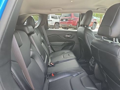 Used 2023 Jeep Cherokee Altitude Lux AWD/4WD image 27