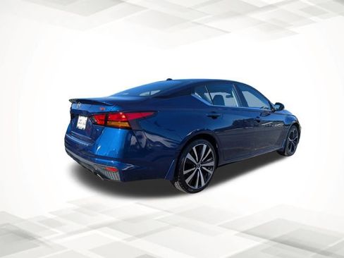 Used 2023 Nissan Altima 2.5 SR image 4